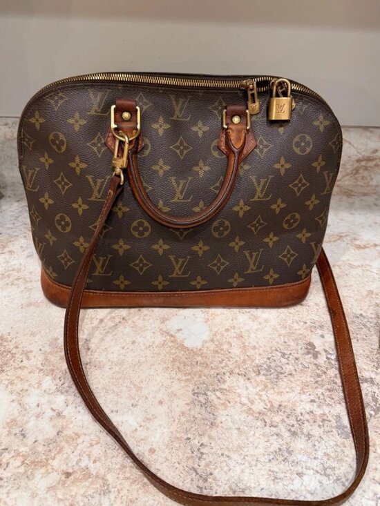 Louis Vuitton Handbags - Louis Vuitton vintage Alma PM model M51130 Monogram Canvas Size Medium